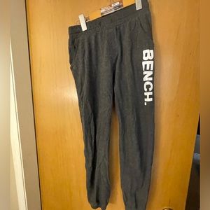 Youth bench joggers